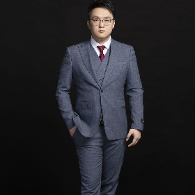 首席設計師-何揚龍