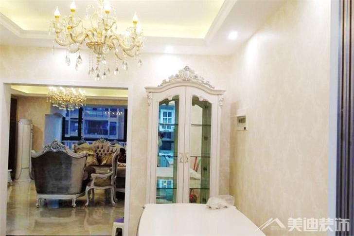 長沙萬博匯三室兩廳裝修案例—餐廳