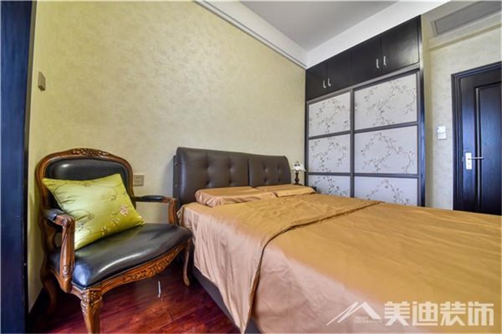 長沙雙灣國際220平裝修案例-臥室