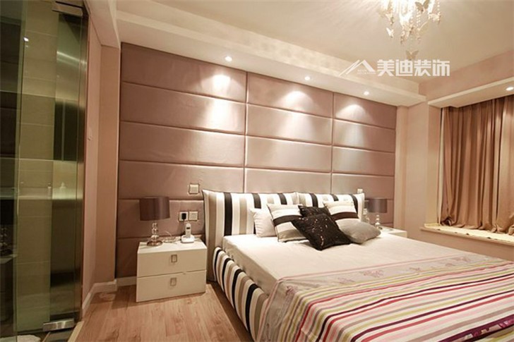 藏瓏兩室兩廳裝修案例-臥室