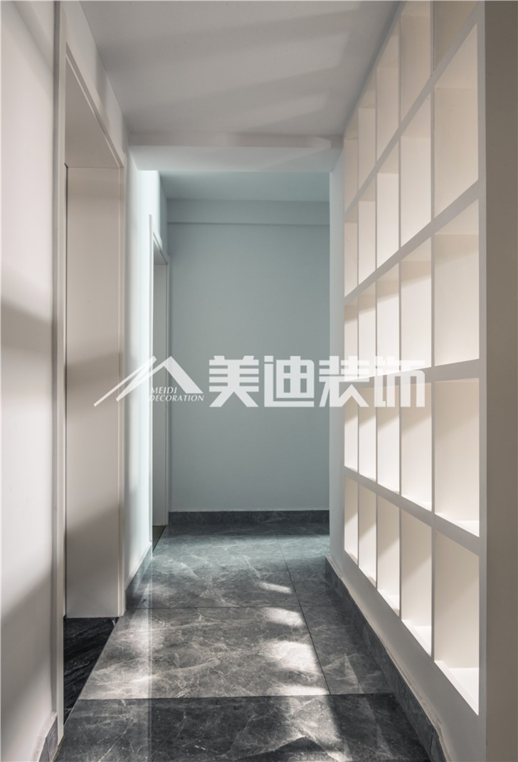 北辰三角洲現(xiàn)代簡(jiǎn)約風(fēng)裝修案例圖—過(guò)道