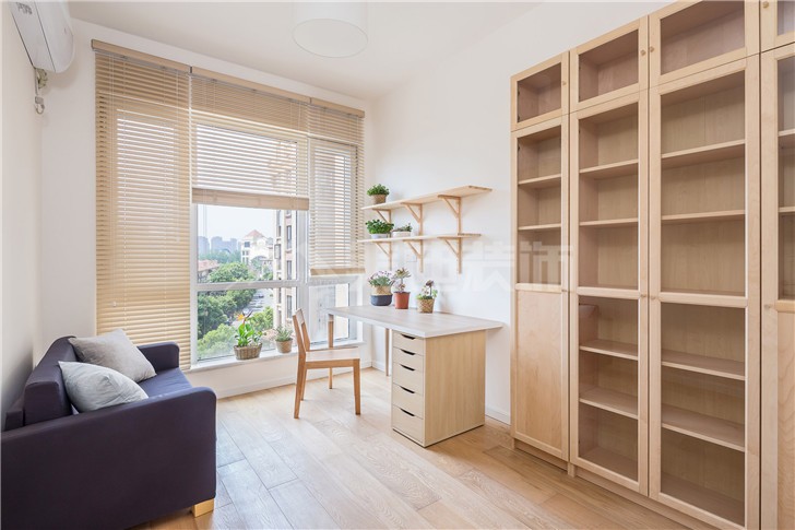 天麓尚層130平簡歐裝修案例圖—書房