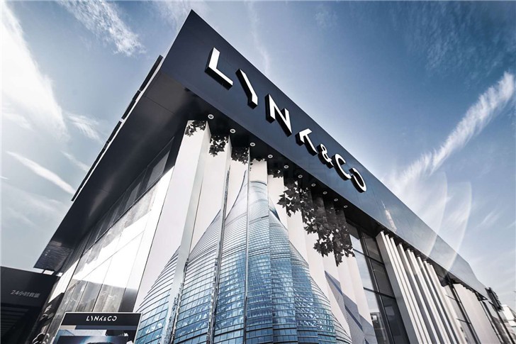 星沙領克4S店2000平工裝現代風裝修案例圖—門頭