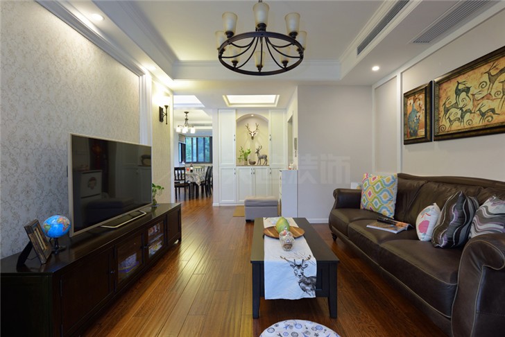 中房瑞致國際110平美式風裝修案例圖—客廳