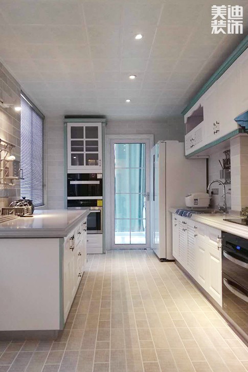 鑫遠御文臺177平米歐式風格實景圖--廚房