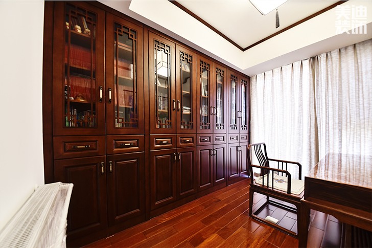 八方小區160平米新中式風實景圖--書房