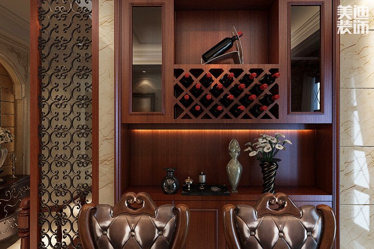 綠地之窗180平米地中海風(fēng)格裝修案例實(shí)拍圖--餐廳