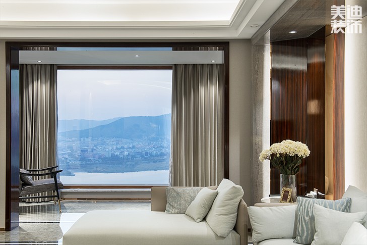 江山壹號232平米港式輕奢風裝修案例實拍圖--陽臺