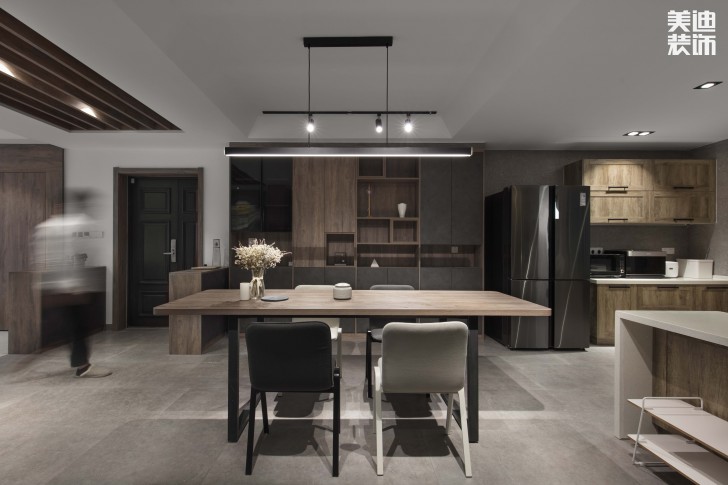 達美溪湖灣190平米現代風格實拍案例