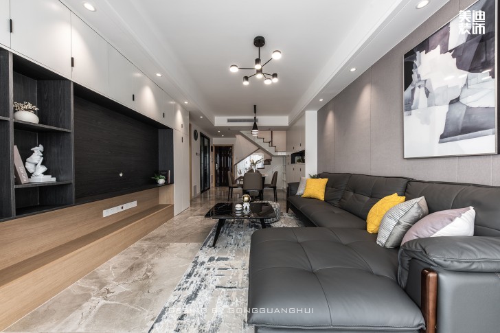 保利西海岸130㎡現(xiàn)代風格案例實拍圖