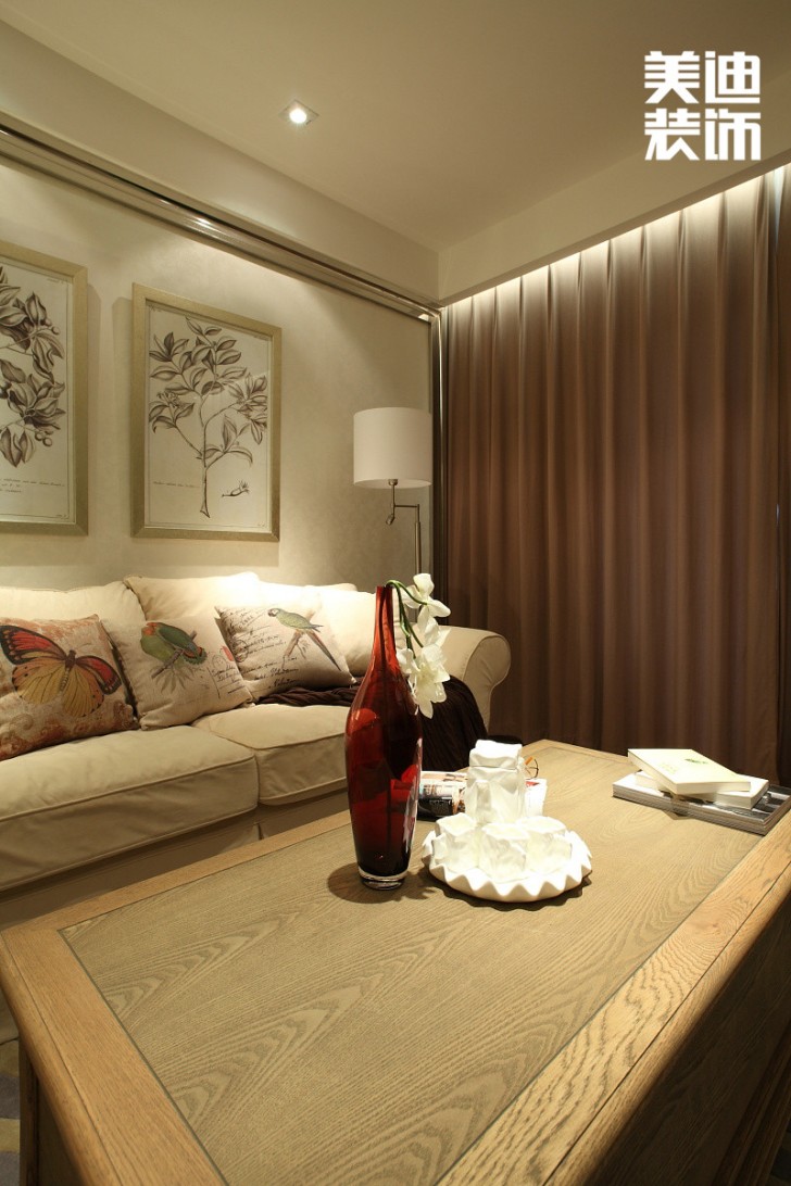 南國嘉苑140㎡簡美風格裝修實景效果圖—客廳